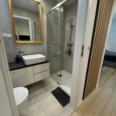 Przy Placu Wolnosci Poznan