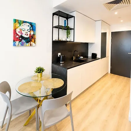 Apartment Przy Placu Wolnosci Poznan